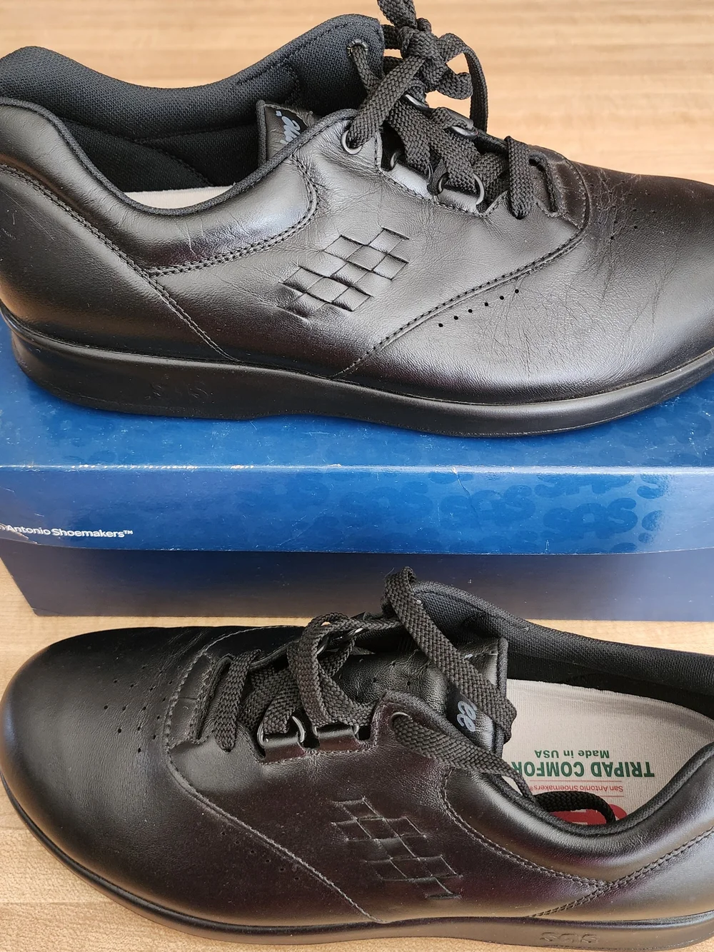 SAS premium leather